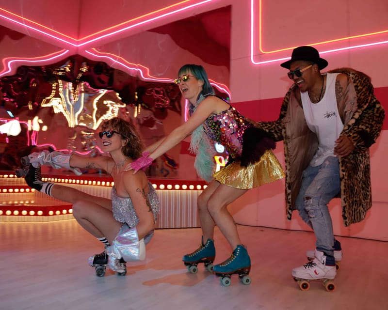 Amsterdam: Roller Dreams & Amsterdam Nightlife Experience - Is $33 good value for your night?