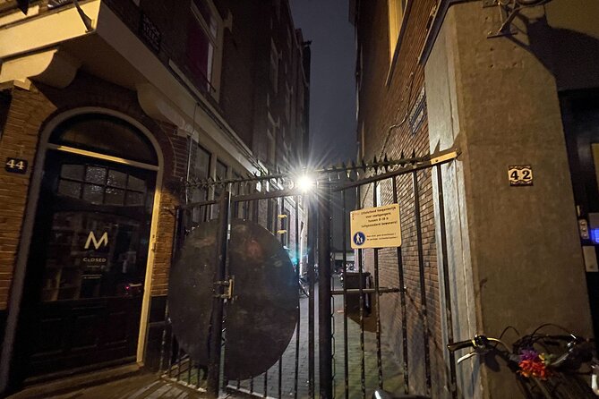 Amsterdam’s Ghostly Experiences Group Tour - Trippenhuis and Spinhuissteeg