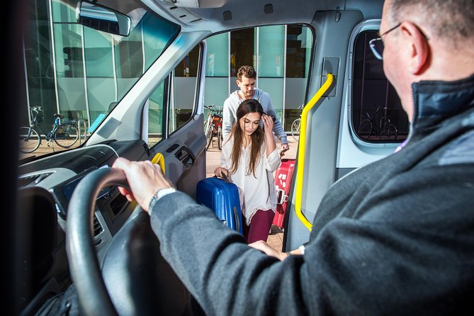 Amsterdam Schiphol Airport (AMS) Departure transfer from Amsterdam City - How much value do you get for $42.10?