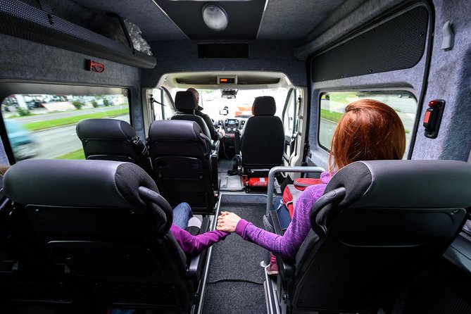Amsterdam Schiphol Airport (AMS) Round Trip transfer to Amsterdam City - Who will get the most value