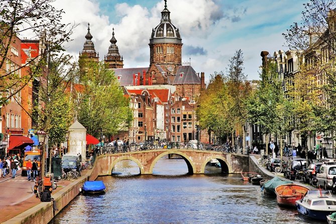 Amsterdam Schiphol Airport AMS Transfer Service - What the cleaning and safety details mean