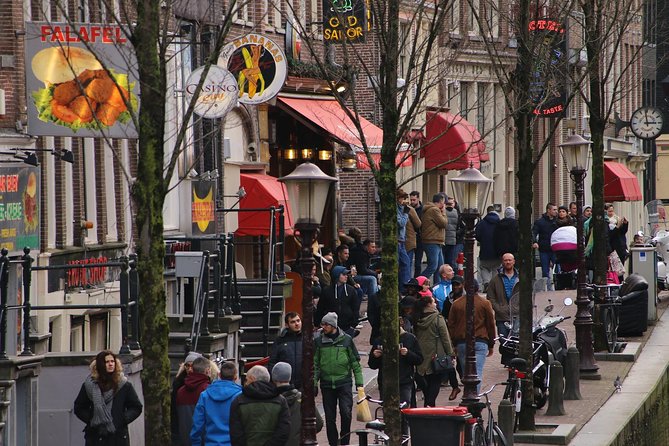 Amsterdam Shopping Tour with a Local: 100% Personalized & Private - Starting near Damrak and finding your shopping rhythm