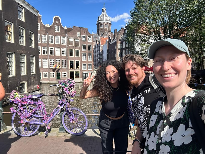 Amsterdam: small group tour: History, humor & hidden gems - Meeting near the canal belt