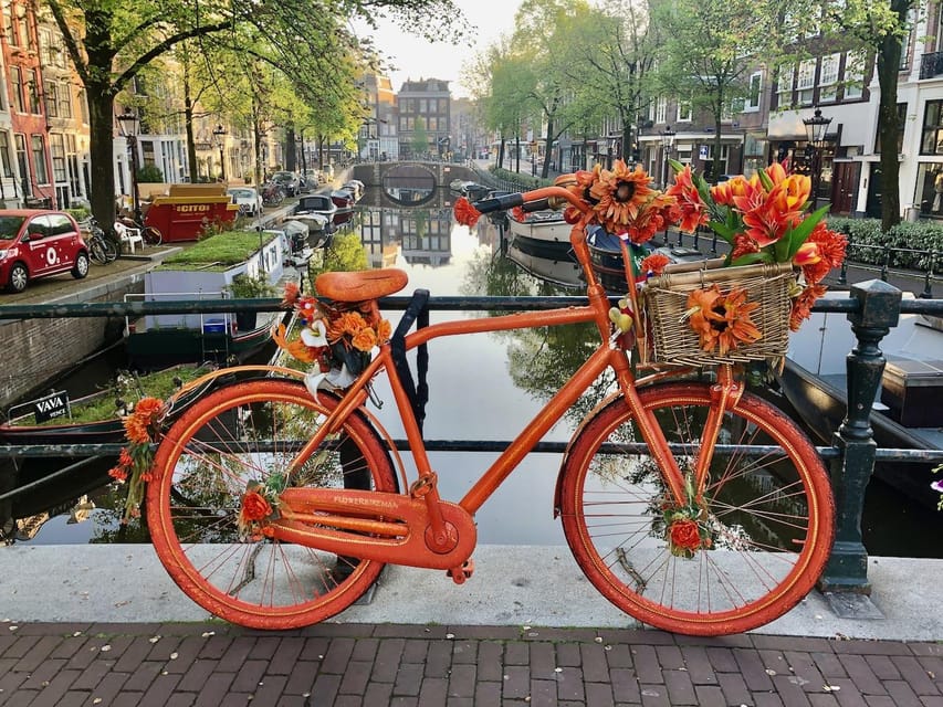 Amsterdam: Small Group Walking Tour with Fun Guide - Starting at the National Monument on Dam Square