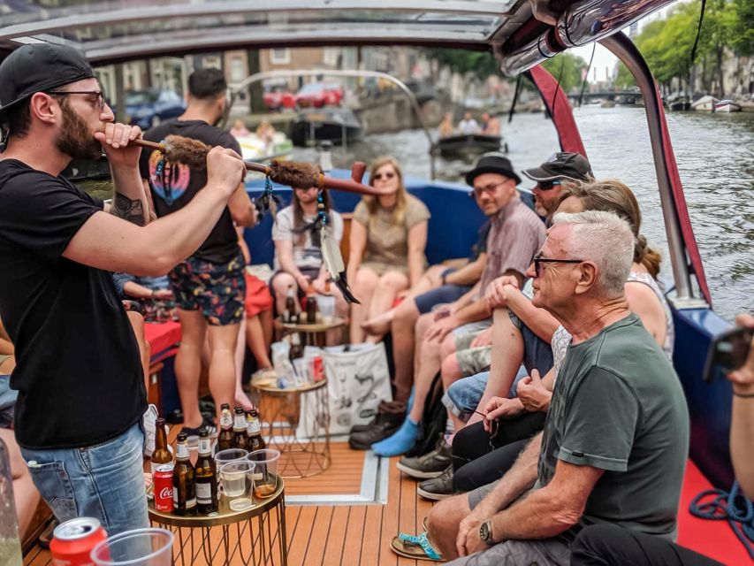 Amsterdam: Smoke and Lounge City Boat Cruise - The seasonal light cruise from November to January