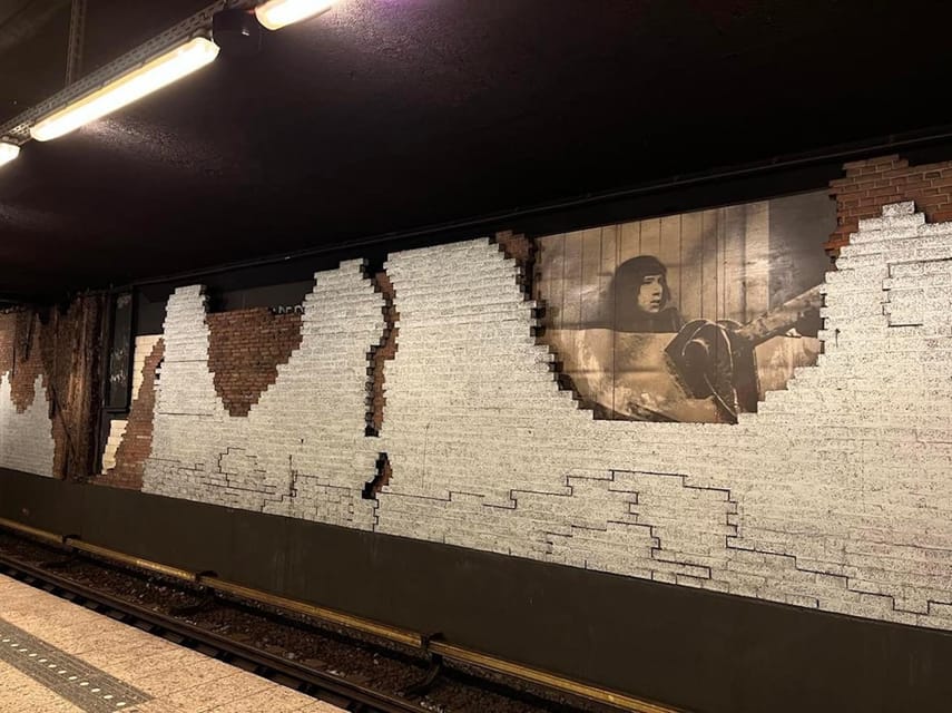 Amsterdam: The Art of the Underground Tour - Rokin and the archaeological story below the city