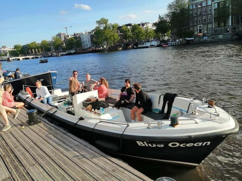 Amsterdam: The Bulldog Boat Smoke and Booze Cruise - The guide makes or breaks the hour