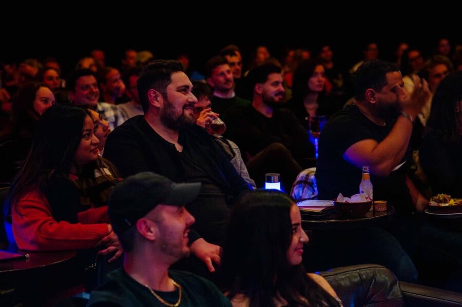 Amsterdam: The Comedy Embassy Stand-Up Show - The intermission and the full-bar advantage