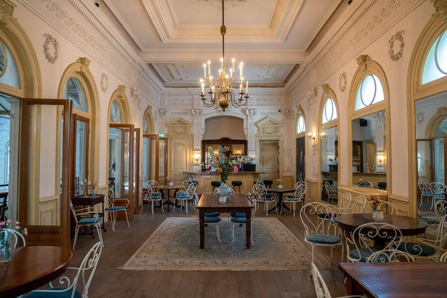 Amsterdam: The 'Hollandsche Manege' Stables Entry Ticket - Who should book the Hollandsche Manege?