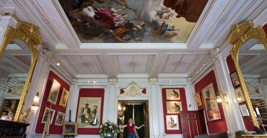 Amsterdam: The Kattenkabinet Cat Museum Entry Ticket - From Rembrandt to playful cat posters