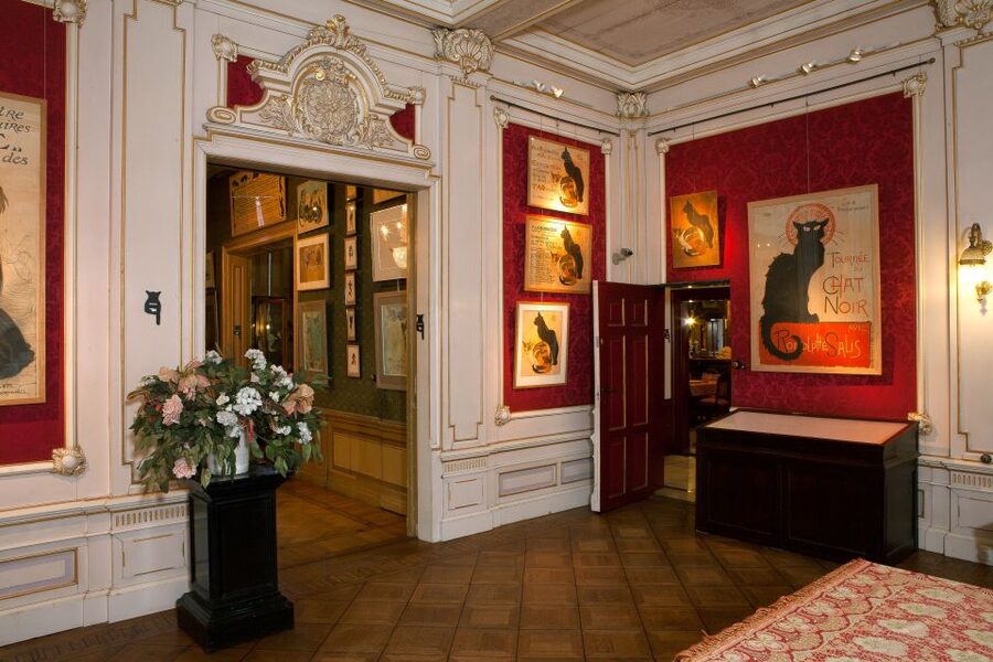 Amsterdam: The Kattenkabinet Cat Museum Entry Ticket - Who will enjoy this most