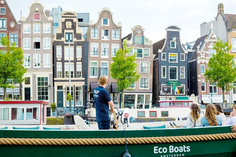 Amsterdam: The Newest Canal Cruise with Drink Option - Oudeschans and Montelbaanstoren: a quieter old Amsterdam
