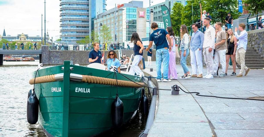 Amsterdam: The Newest Canal Cruise with Drink Option - Finding Eco Boats in front of Central Station