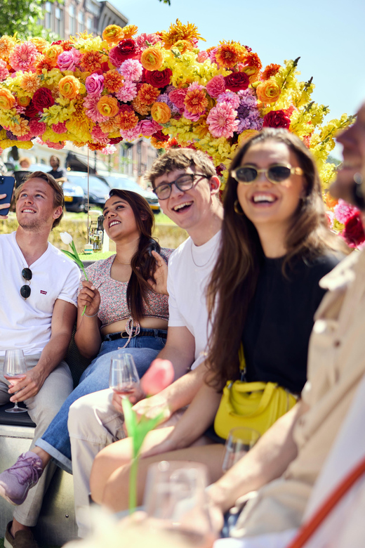 Amsterdam: The Original Flower Boat with Local Guide and Bar - Herengracht: the longest stretch of the cruise