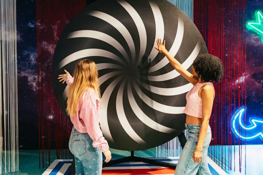 Amsterdam: The Upside Down Museum Entrance Ticket - Café treats, the freakshake, and evening tickets