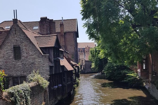 Amsterdam to Bruges – Private luxury Full-Day Tour Cristmasmarket - The Markt: where the day opens up