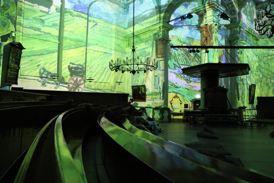 Amsterdam: Van Gogh and Rembrandt Immersive Experience Entry - The difference between this and the Van Gogh Museum