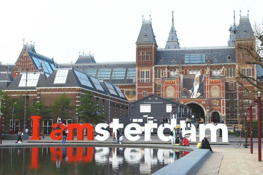 Amsterdam: Van Gogh Museum Masterpieces Tour up to 8 guests - Practical advice for a smoother visit