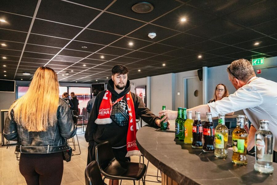 Amsterdam: VIP Johan Cruijff ArenA Tour with Drink and Scarf - Who will get the most from this tour