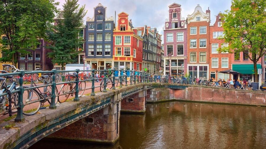 Amsterdam Walking Tour with a Local - Key points at a glance