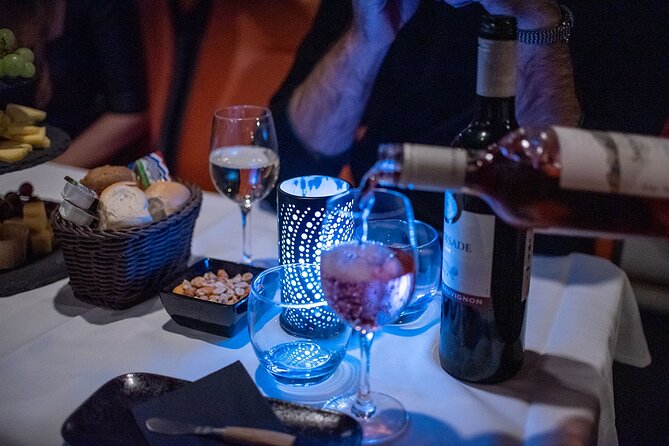 Amsterdam Wine and Cheese Guided Evening Cruise - Cheese, bread, and the wine service