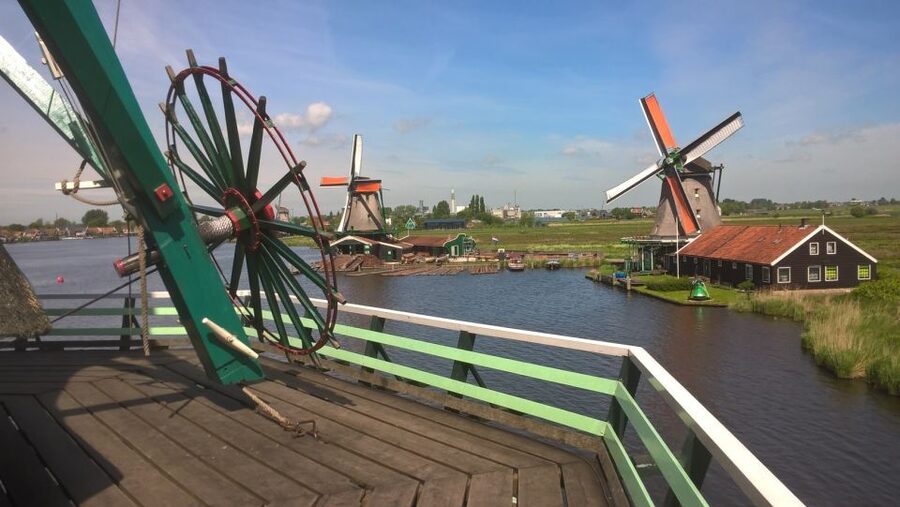 Amsterdam: Zaanse Schans 3-Hour Small Group Tour - Why Zaanse Schans Works as a Short Trip from Amsterdam
