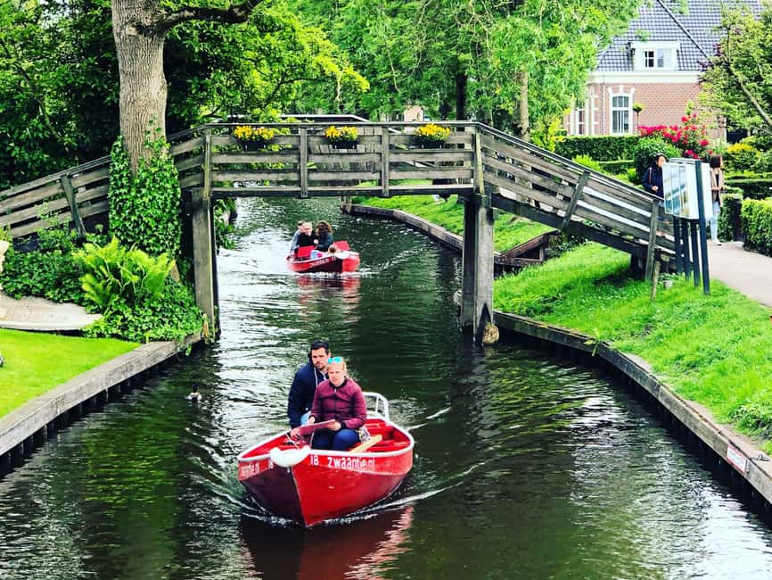 Amsterdam: Zaanse Schans and Giethoorn Guided Combo Tour - A closer look at Dutch craft traditions