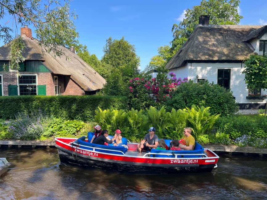 Amsterdam: Zaanse Schans and Giethoorn Guided Combo Tour - Giethoorn: canals instead of busy roads