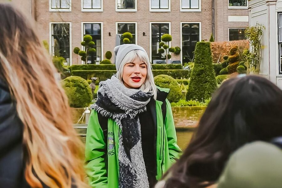 Amsterdam: Zaanse Schans, Edam, Volendam & Marken Bus Tour - Marken and the story of reclaimed land