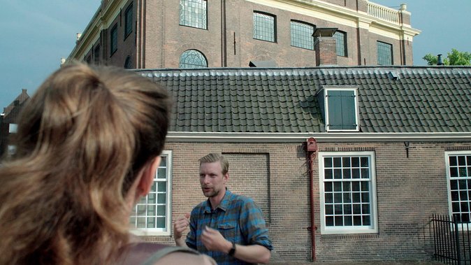 Anne Frank and the Jewish History of Amsterdam Private Tour - Remembering Auschwitz in Wertheimpark