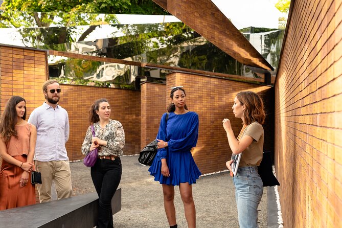 Anne Frank's Story - Guided Walking Tour through Amsterdam - Auschwitz Monument: the most poignant pause