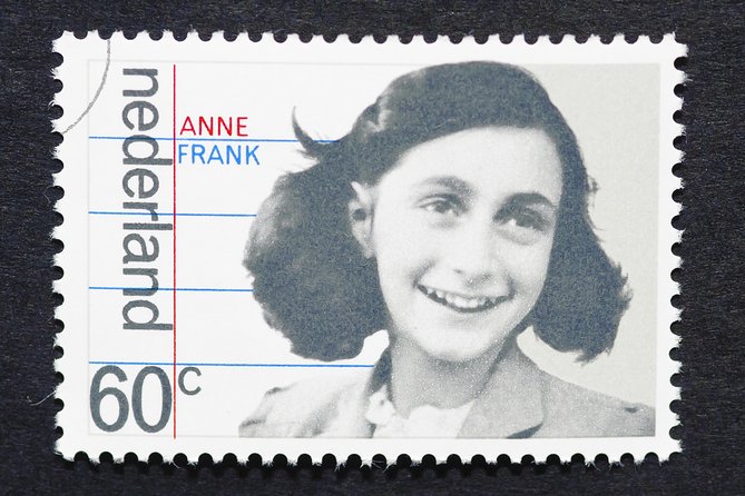 Anne Frank Walking Tour Amsterdam Including Jewish Cultural Quarter - Face the Nazi persecution at the National Holocaust Museum