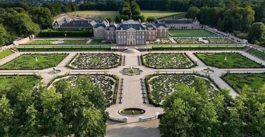 Apeldoorn: Het Loo Palace Entry Ticket - Wilhelmina’s Home and the royal family’s private side