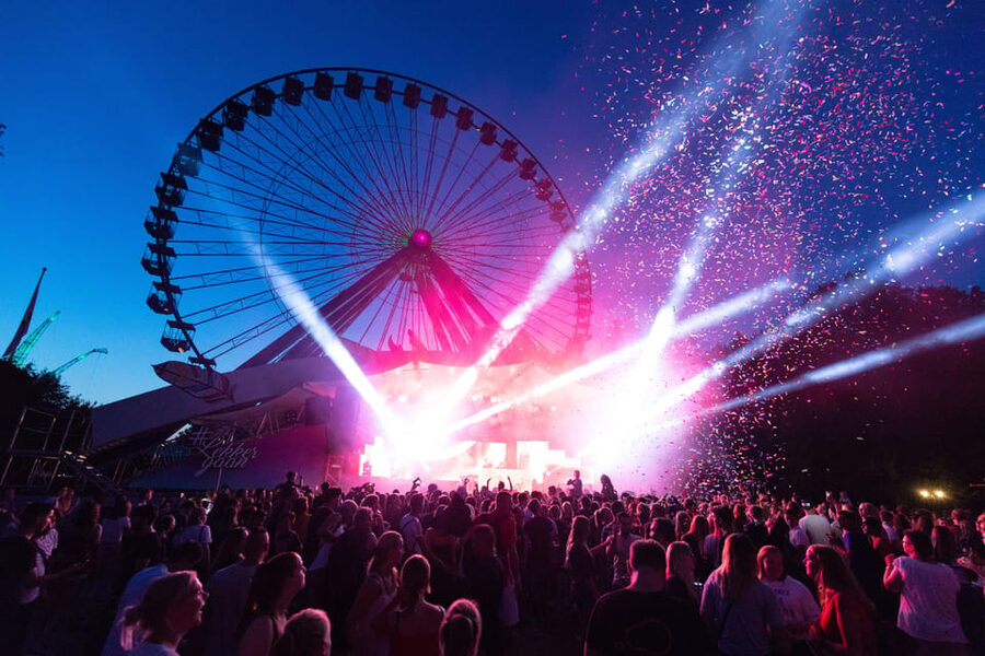 Biddinghuizen: Walibi Holland Entry Ticket - Start with Speed Zone for a gentle first hour