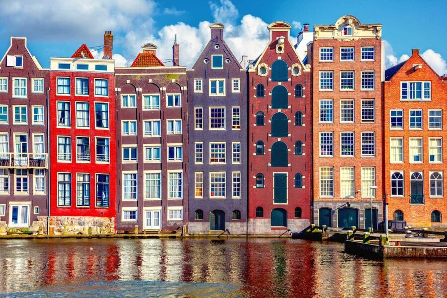 Bike Tour of Amsterdam Old Town, Top Attractions and Nature - Who will enjoy this ride most
