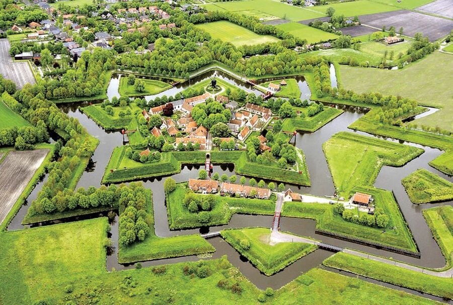 Bourtange: Fortress Museum Entry Ticket - The 400-year-old market square