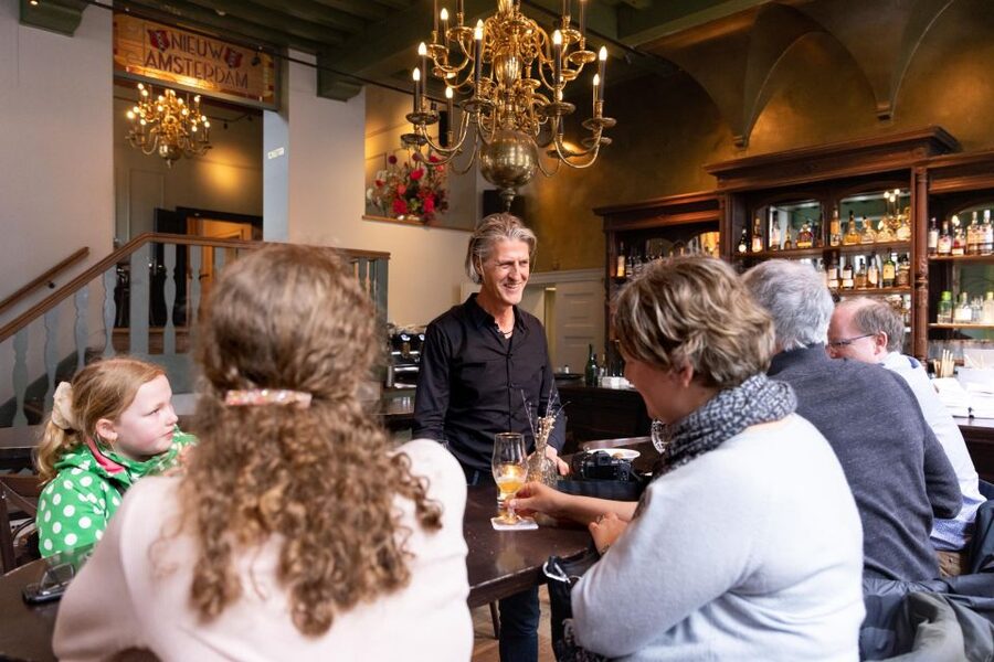 Boutique Dutch Food & History Tour with up to 8 guests only - Why the Jordaan makes a good first taste of Amsterdam