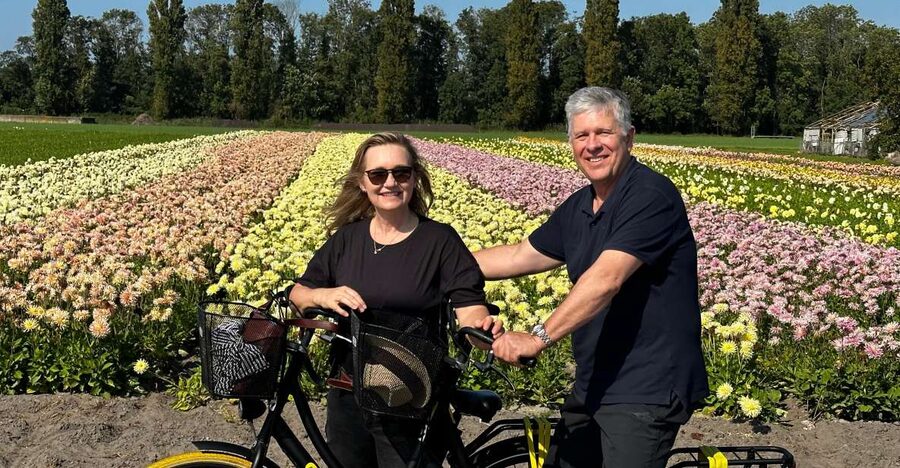 Bulb region: Dahlias Bicycle Tour - The Keukenhof forest changes the mood