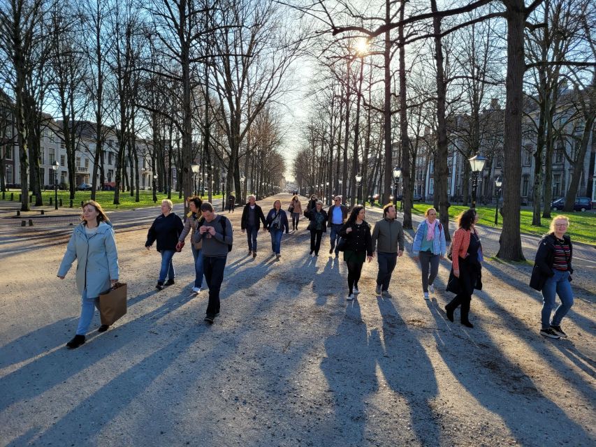 Centre The Hague On Foot with Wonderful Storyteller - 2hr - Key points at a glance