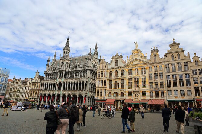 Charms of Brussels and Bruges Day Trip from Amsterdam - Mont des Arts gives you a city view