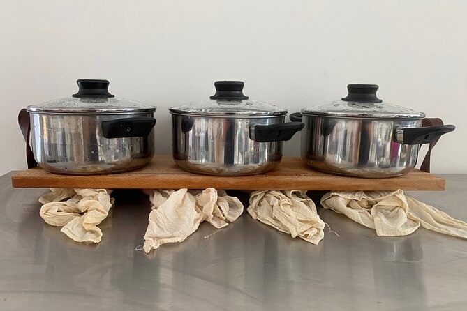 Cheese making workshop next to De Hallen, heart of Amsterdam - Taking your own cheese home