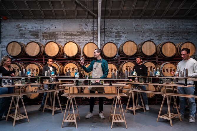Cocktail workshop @ Spirited Union Rum Co. (Amsterdam) - Games and a quiz keep the lesson from feeling like school