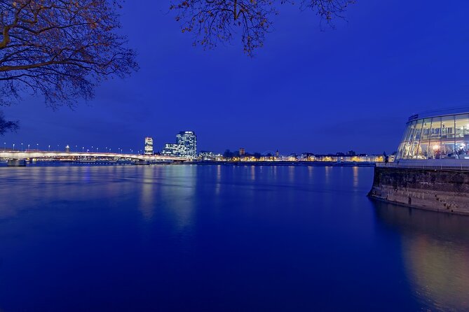 Cologne Private Roundtrip transfer incl. chocolate museum tickets - What the $627.42 price means