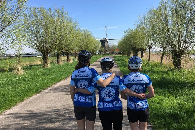 Country of Tulips Tour - The six-hour ride crosses Holland’s productive countryside