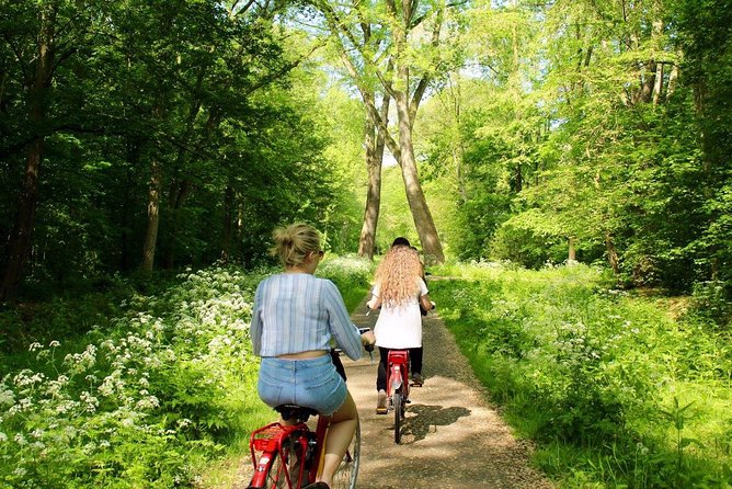 Countryside Fishermen Villages & Cheese E-bike Tour - Small villages and Waterland charm