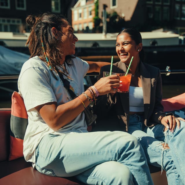 COZY AND FUN CANAL TOUR: A UNIQUE JOURNEY THROUGH AMSTERDAM - The Best Parts of This Amsterdam Boat Ride