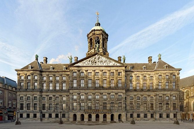 CULTURE Cultural city tour - Starting at Beursplein and Dam Square