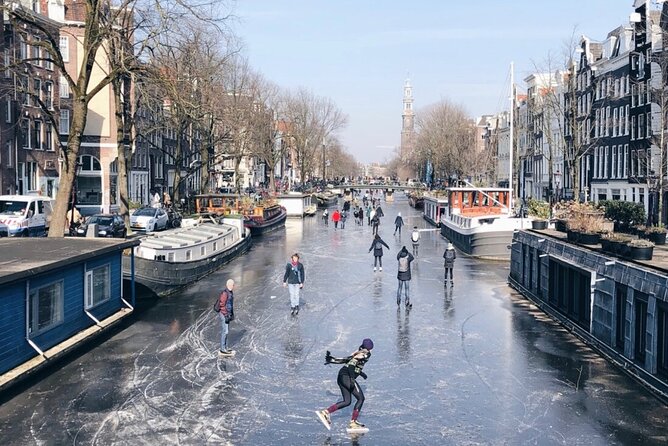 CULTURE with bite, culinary city tour - The Jordaan brings canals, houseboats, and apple pie