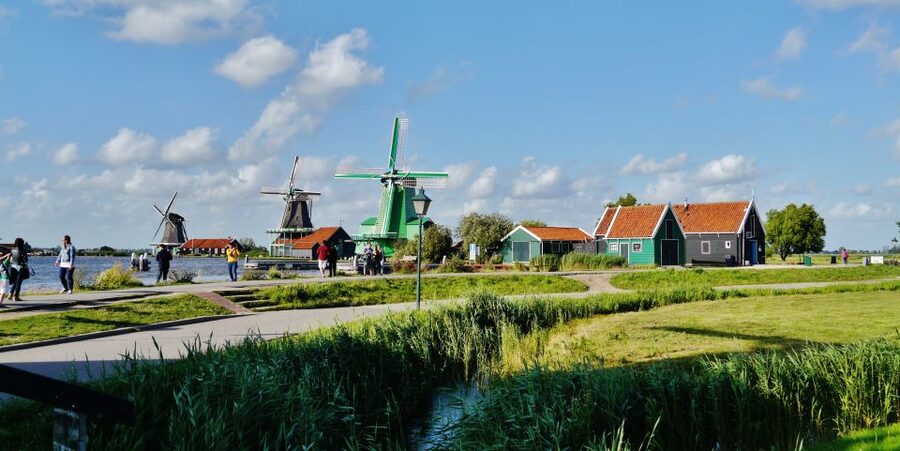 Day Trip to Zaanse Schans, Volendam and Marken - Key points to know before booking