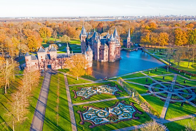 De Haar Castle, Utrecht and Muiderslot from Amsterdam by Car - De Haar Castle and its fairy-tale setting